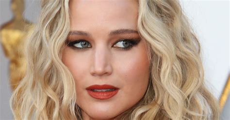 jenifer lawrence leaked|‘Stolen’ nude photos of Jennifer Lawrence leaked online by hacker